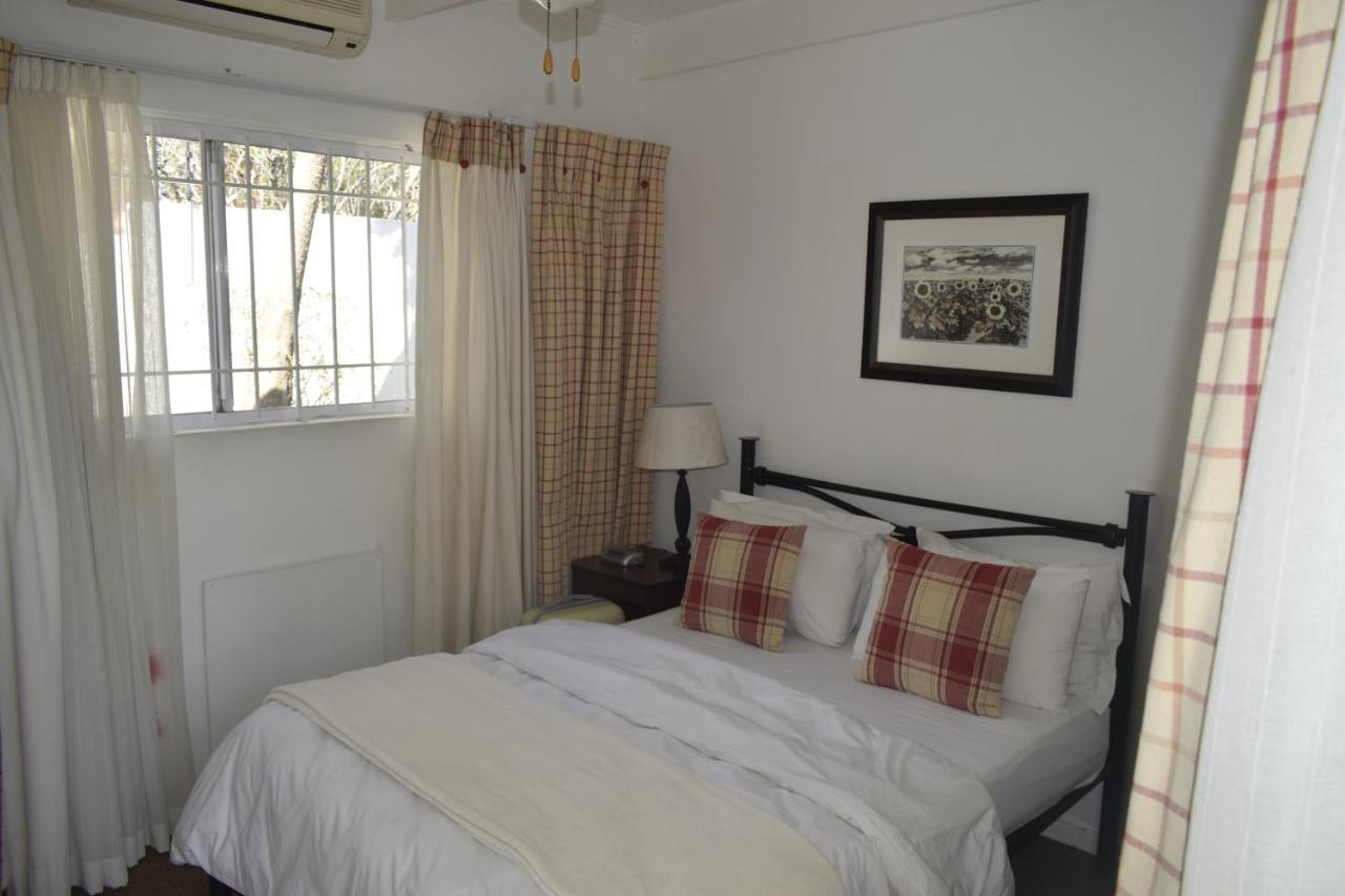 Lala Nathi Hotel Midrand Ngoại thất bức ảnh